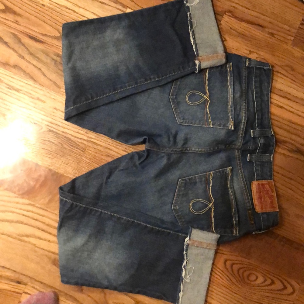 Lucky Jeans